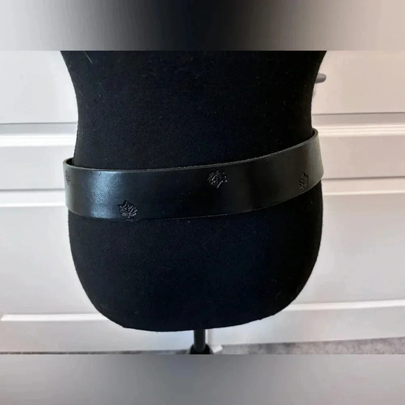 Vintage | Genuine Leather Canadiana  Large Buckle Belt - Picture 7 of 8